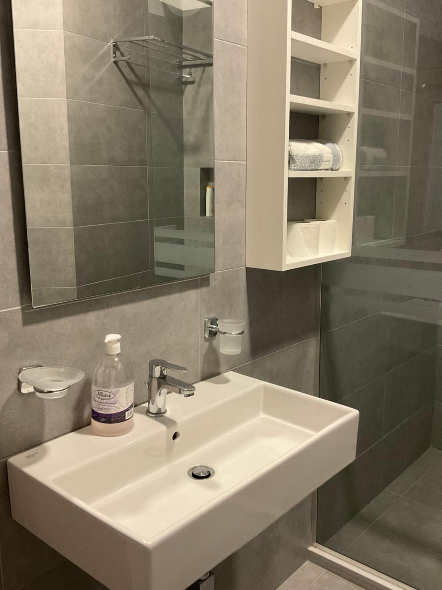 Mojito Apartament-303-full Seaview Direct To -with Free Privat Parking Apartament Saranda